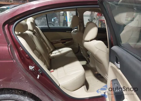 2012 Honda Accord 2.4 Ex-L из США, поврежденный, VIN 1HGCP2F82CA054739